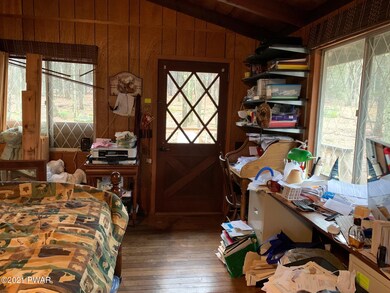 127 Heron Bay Rd, Lords Valley, PA 18428 - photo 4