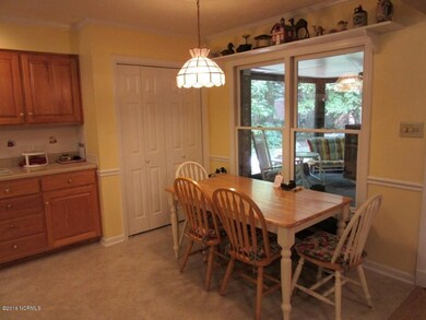 6-Informal Dining