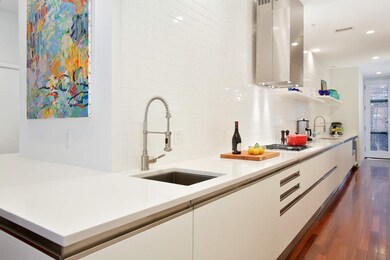 49 N Margin St unit 1, Boston, MA 02113 - photo 7
