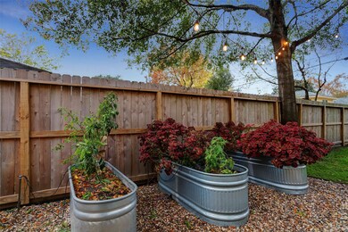 2030 Saxon Dr, Houston, TX 77018 - photo 4