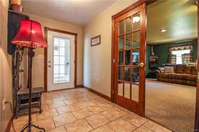 2534 Mccormack Ln, Kunkletown, PA 18058 - photo 2