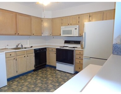 98 Andersen Rd unit 98, Chicopee, MA 01022 - photo 2