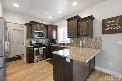 762 S 2275 W, Rexburg, ID 83440 - photo 2