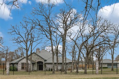 621 Briarwood Trail, Joshua, TX 76058 - photo 3