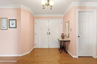 Shelby House Condominium unit 200, Louisville, KY 40222 - photo 3