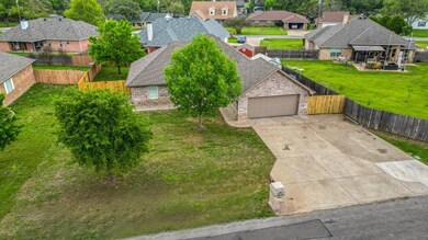 309 Casas Del Norte St, Granbury, TX 76049 - photo 2