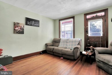 41 N Fayette St, Mercersburg, PA 17236 - photo 2