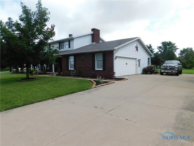 215 W Riverview Dr, Woodville, OH 43469 - photo 4