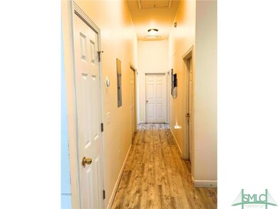 407 E 40th St, Savannah, GA 31401 - photo 5