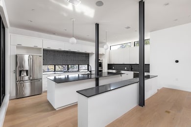 1603 Chelsea Ln unit 1, Austin, TX 78704 - photo 6