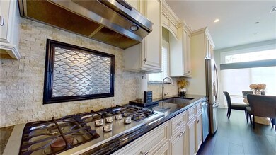 59 Weiner St, Staten Island, NY 10309 - photo 7