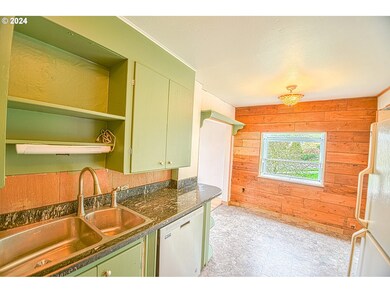 420 E D St, Rainier, OR 97048 - photo 7