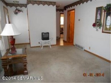 954 S 1st Ave, Albert Lea, MN 56007 - photo 5