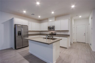 139 Aqua Commons Ln, Henderson, NV 89015 - photo 3