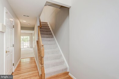 10516 Falkirk Way, Manassas, VA 20109 - photo 4