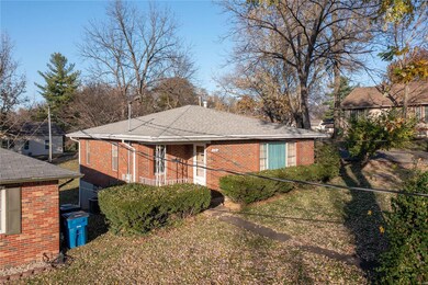 Welcome to 1101 Powell Avenue