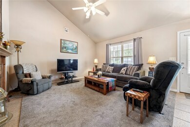 5 Clyde Ln, Bella Vista, AR 72715 - photo 4