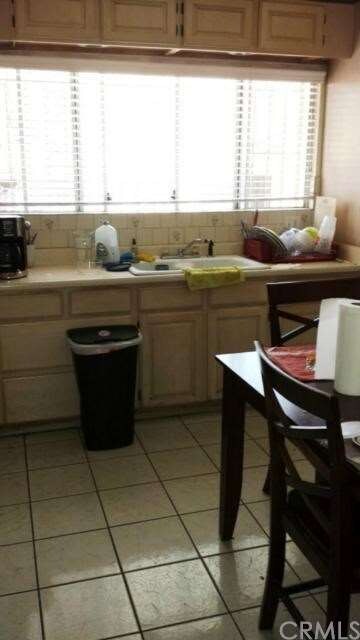 10515 S Grevillea Ave, Inglewood, CA 90304 - photo 3