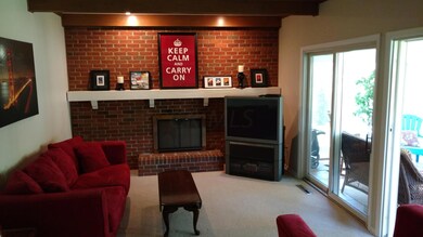 Lookout pt Familyroom 1 - Copy