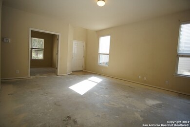 10006 Dawn Trail, San Antonio, TX 78254 - photo 7