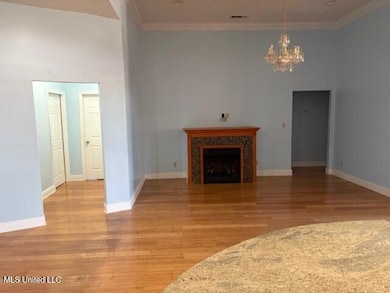 2502 Murphree Dr, Greenwood, MS 38930 - photo 5