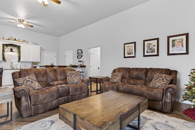 29719 E 770 Rd, Wagoner, OK 74467 - photo 5