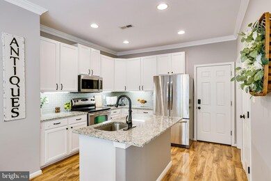 21722 Ladbroke Grove Ct, Sterling, VA 20166 - photo 6