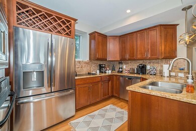 Nice hardwood cabinetry, granite counter tops, sta