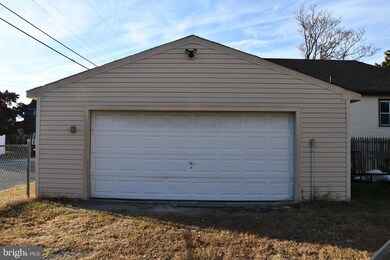 13 E Union St, Penns Grove, NJ 08069 - photo 5