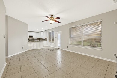 409 Colebrook Ln, Dickinson, TX 77539 - photo 6