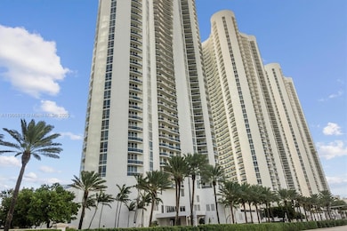 Trump Towers III - Sunny Isles Beach unit 3405, Sunny Isles Beach, FL 33160 - photo 3