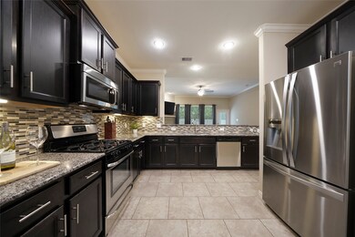 31718 Hidden Woods Ln, Spring, TX 77386 - photo 6