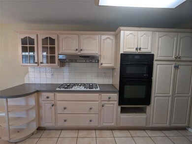 6922 Galemeadow Cir, Dallas, TX 75214 - photo 7