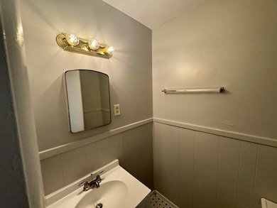 Bathroom with sink