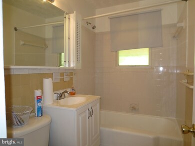 3506 28th Pkwy, Temple Hills, MD 20748 - photo 6