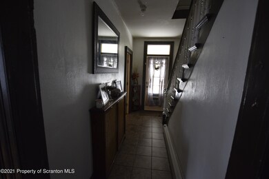 261 Railroad Ave, Scranton, PA 18505 - photo 6