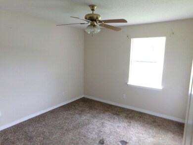 610 Rosa St, Picayune, MS 39466 - photo 6