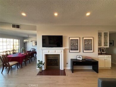 4430 Noble Ave unit 202, Sherman Oaks, CA 91403 - photo 3