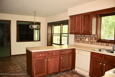 21 Constitution Dr, Leonardo, NJ 07737 - photo 7