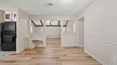 405 Bowman Dr, Alvin, TX 77511 - photo 5