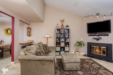 4530 Reka Dr Anchorage AK-large-010-3-Li