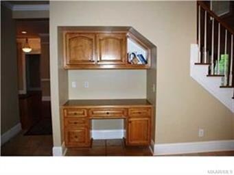 Kitchen also has a computer nook/desk area on the 
