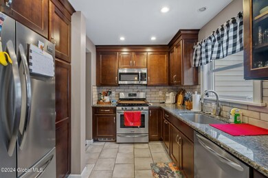 20-web-or-mls-2053-caldicott-rd