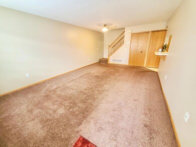 12100 Killdeer St NW unit 511, Coon Rapids, MN 55448 - photo 3