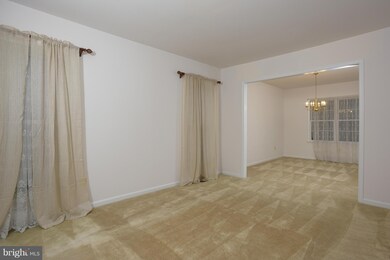 1112 Delcastle Ct, Bowie, MD 20721 - photo 4