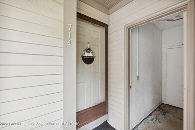06-7141-Medallion-Dr-Lansing-MI-48917-Wi