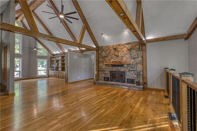 1010 E 34th St, Baxter Springs, KS 66713 - photo 5