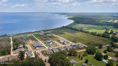 Arbor Landing 16
