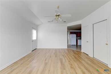 605 Bermuda unit A, Copperas Cove, TX 76522 - photo 5