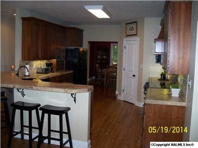 204 Lakeshore Dr, Gadsden, AL 35901 - photo 3